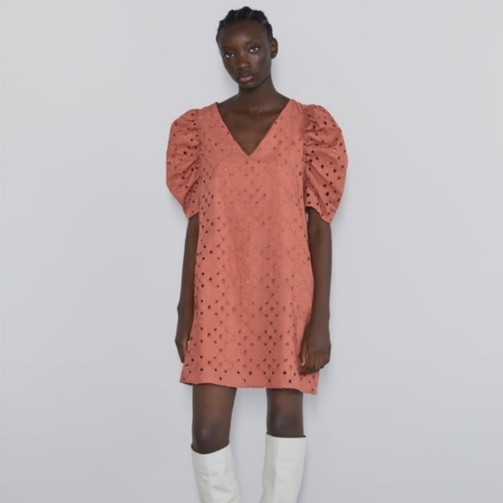 Zara EMBROIDERED EYELET DRESS size L